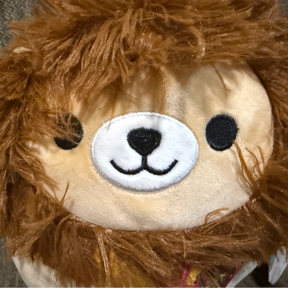 Harry Potter Gryffindor Lion Plush Squishmallow 8 Inch - Picture 2 of 7